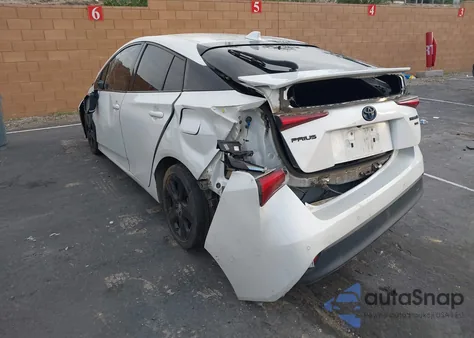 2021 Toyota Prius 2020 Edition из США, поврежденный, VIN JTDKAMFU4M3127300